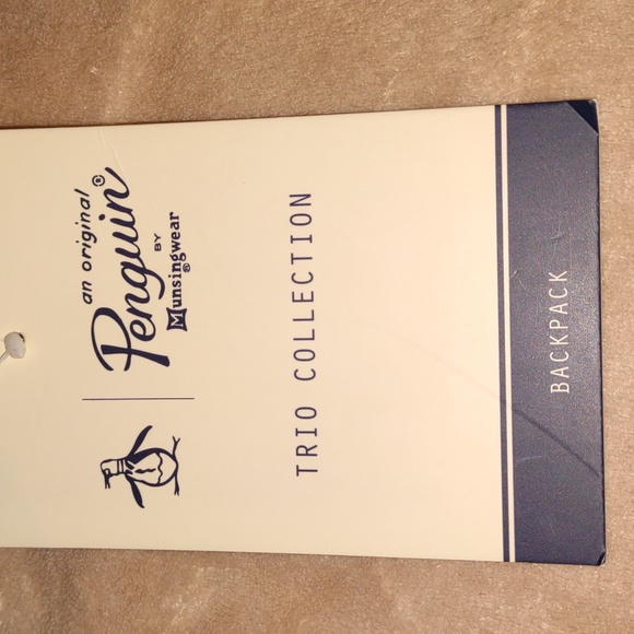 🙀ORIGINAL PENGUIN by MUNSINGWEAR Trio Collection Backpack in Blue/Black - Picture 10 of 16